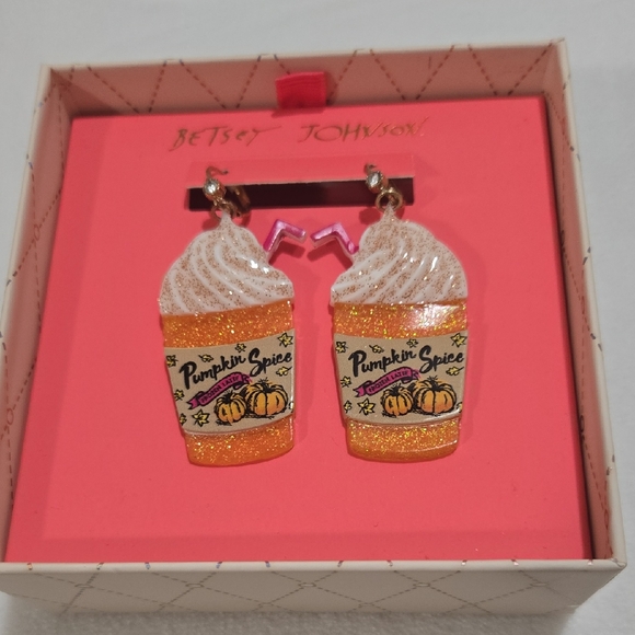Betsey Johnson Pumpkin Spice Earrings - Picture 1 of 7